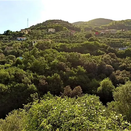 Mountain View Holidays In La Spezia Apartment *