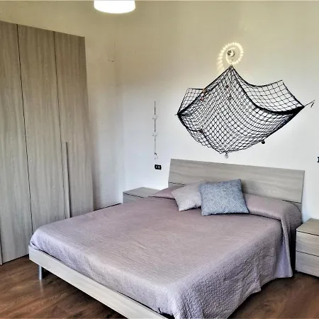 Mountain View Holidays In La Spezia Apartment