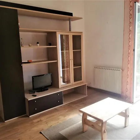 Mountain View Holidays In La Spezia Apartment